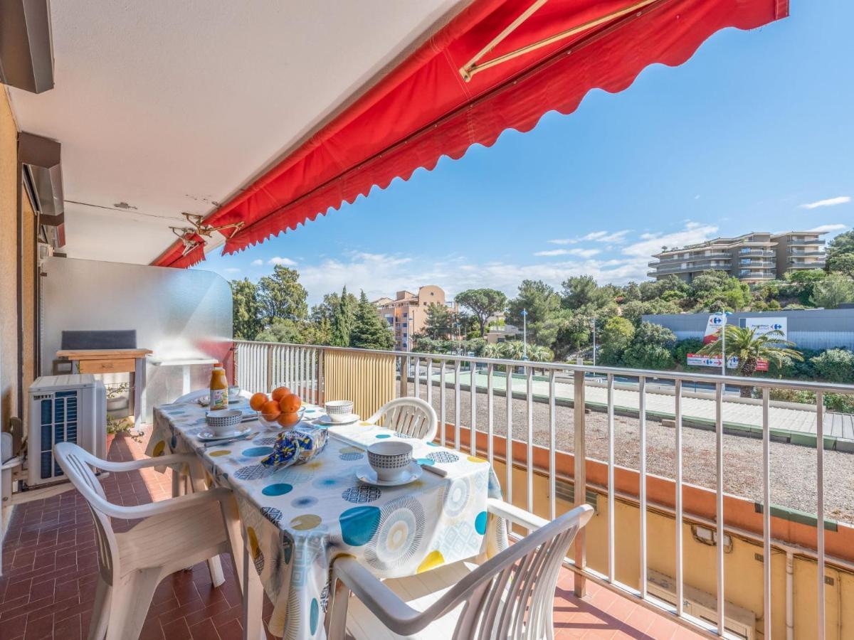 Apartment Le Suzy By Interhome Кавалере-сюр-Мер Екстериор снимка